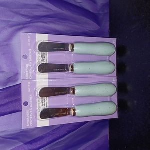 2 New 2-Packs Food Spreaders